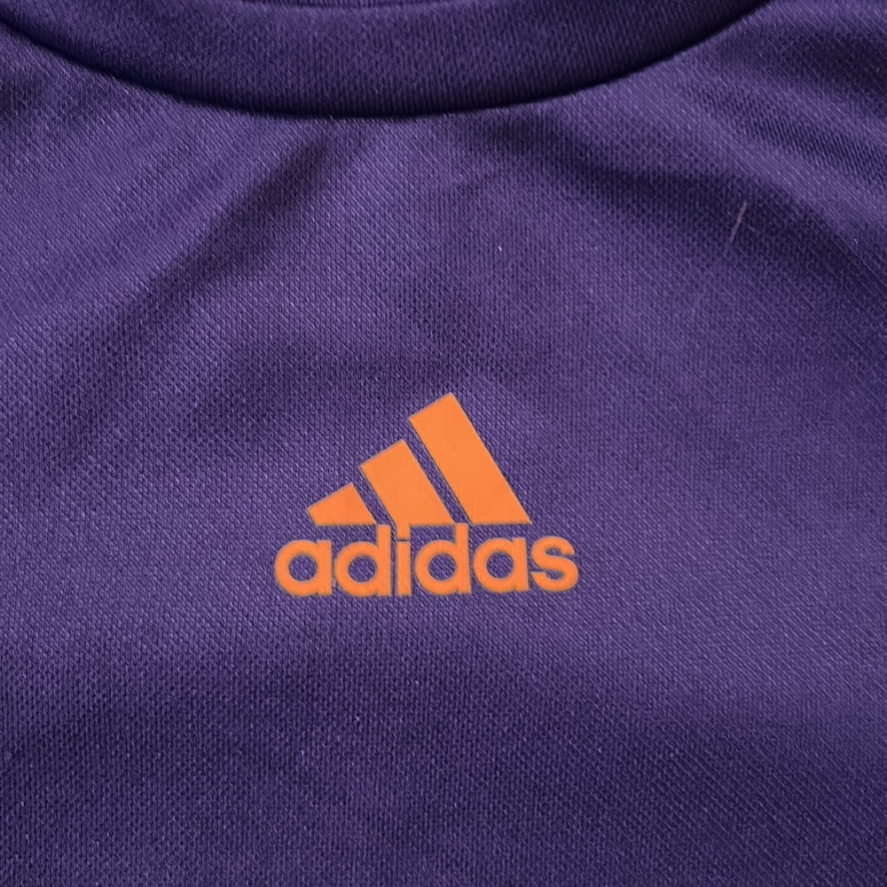 NWOT MENS ADIDAS T-SHIRT SIZE MEDIUM - Picture 2 of 4